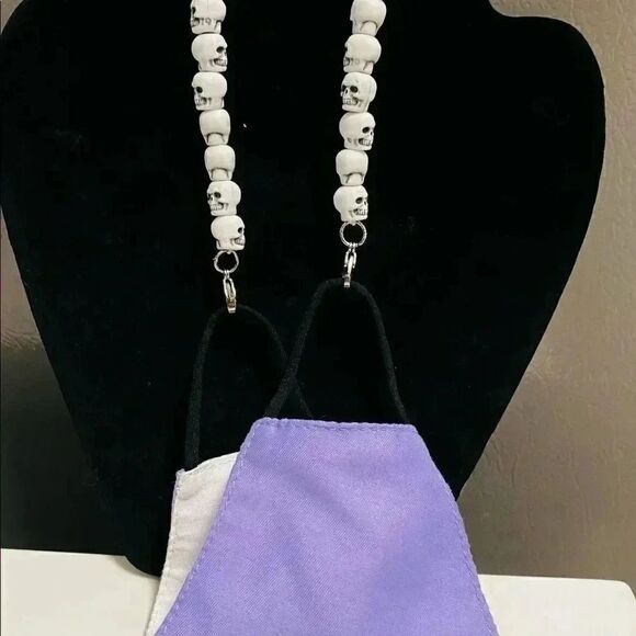 Handmade Mask Chain Holder  - Picture 1 of 5